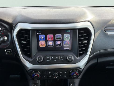 Used 2017 GMC Acadia SLT image 14