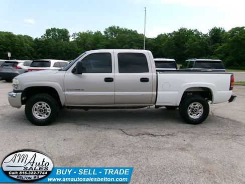 Used 2007 GMC Sierra 2500 SLT AWD/4WD image 2