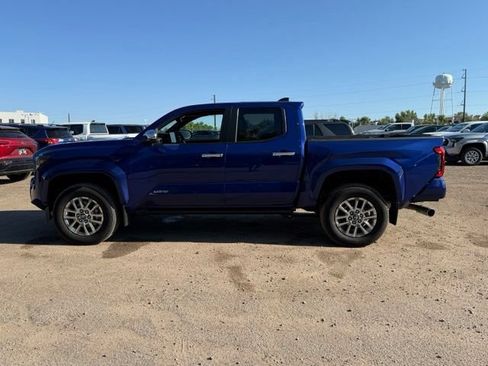Used 2024 Toyota Tacoma Limited w/ Limited Package (LT) AWD/4WD image 2