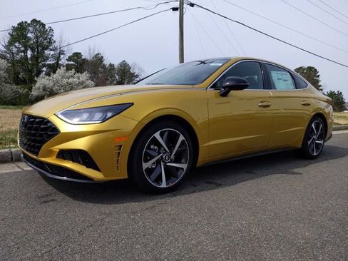 Used 2021 Hyundai Sonata SEL Plus w/ Tech Package FWD image 8
