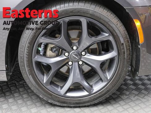 Used 2023 Chrysler 300 S RWD image 30