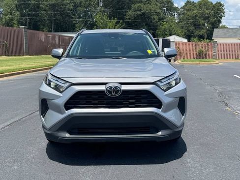 Used 2025 Toyota RAV4 XLE FWD image 2