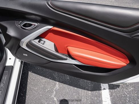 Used 2017 Chevrolet Camaro SS RWD image 68