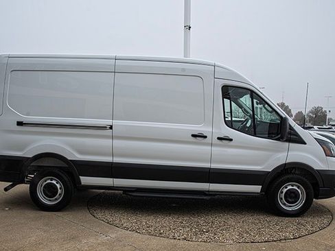 New 2026 Ford Transit 250 148 Medium Roof w/ Load Area Protection Package image 5