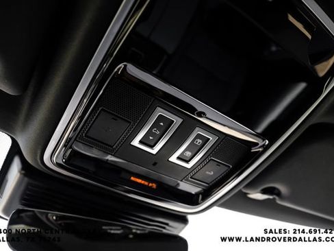 New 2026 Land Rover Range Rover Velar S AWD/4WD image 33