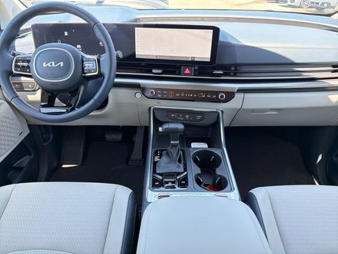 New 2026 Kia Carnival SX Prestige FWD image 9