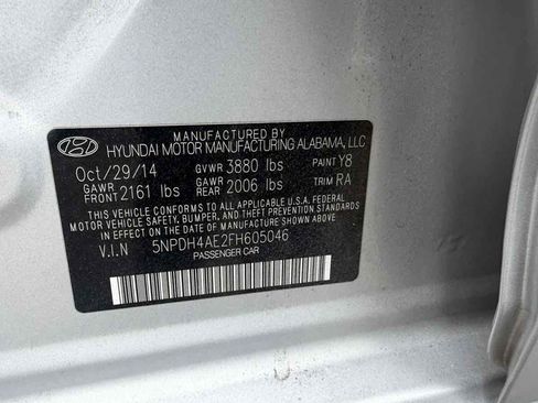 Used 2015 Hyundai Elantra SE w/ Option Group 02 FWD image 22