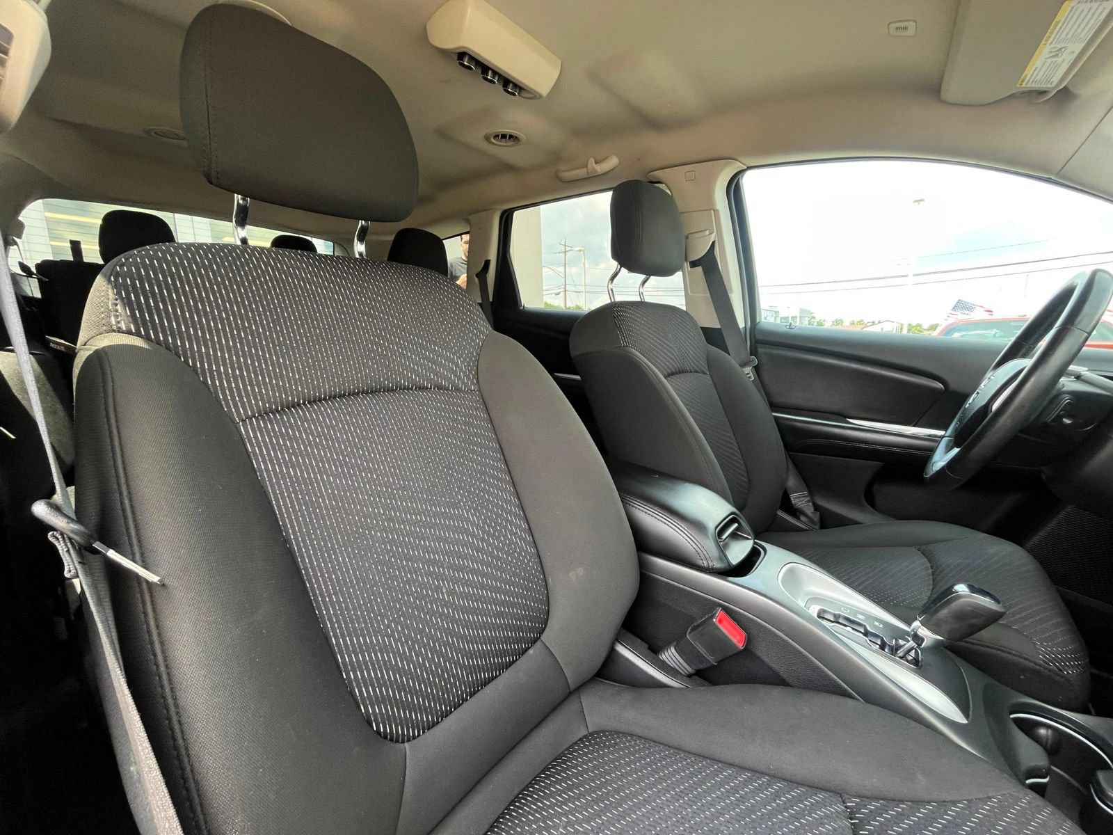 Used 2019 Dodge Journey SE w/ Connectivity Group FWD image 24