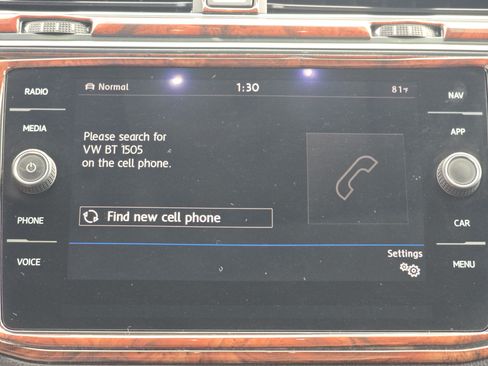 Used 2019 Volkswagen Tiguan SEL AWD/4WD image 14
