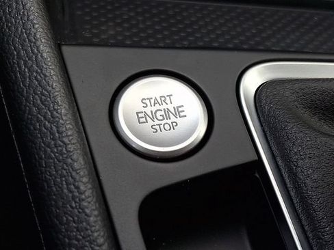New 2026 Volkswagen Jetta SE FWD image 15