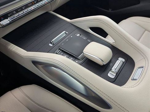 Certified 2024 Mercedes-Benz GLE 450e 4MATIC image 12