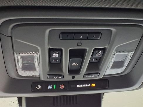 Used 2022 Chevrolet Silverado 1500 LTZ w/ LTZ Premium Texas Edition image 18