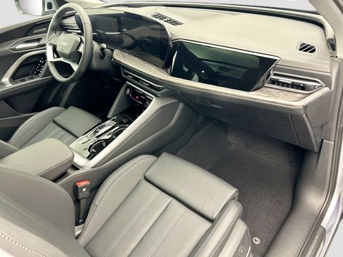 Certified 2025 Audi Q5 Premium w/ Premium Plus AWD/4WD image 16