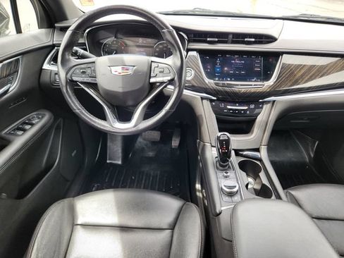 Used 2020 Cadillac XT6 Premium Luxury AWD/4WD image 30