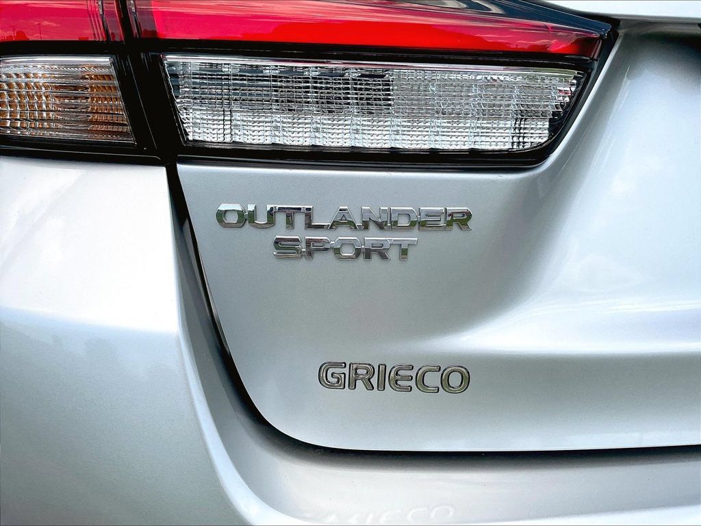 Used 2024 Mitsubishi Outlander Sport AWD image 24