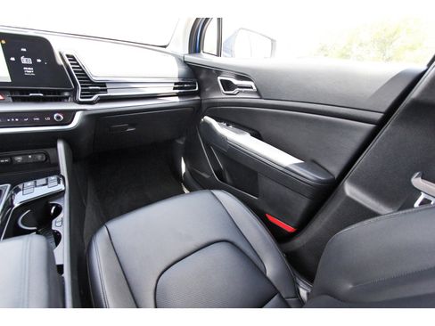 Certified 2024 Kia Sportage EX FWD image 11