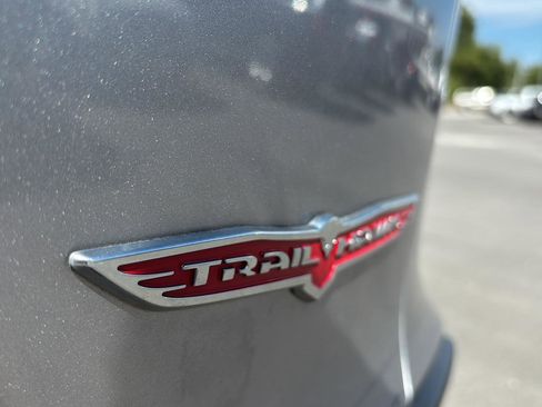 Used 2020 Jeep Cherokee Trailhawk w/ Cold Weather Group image 14