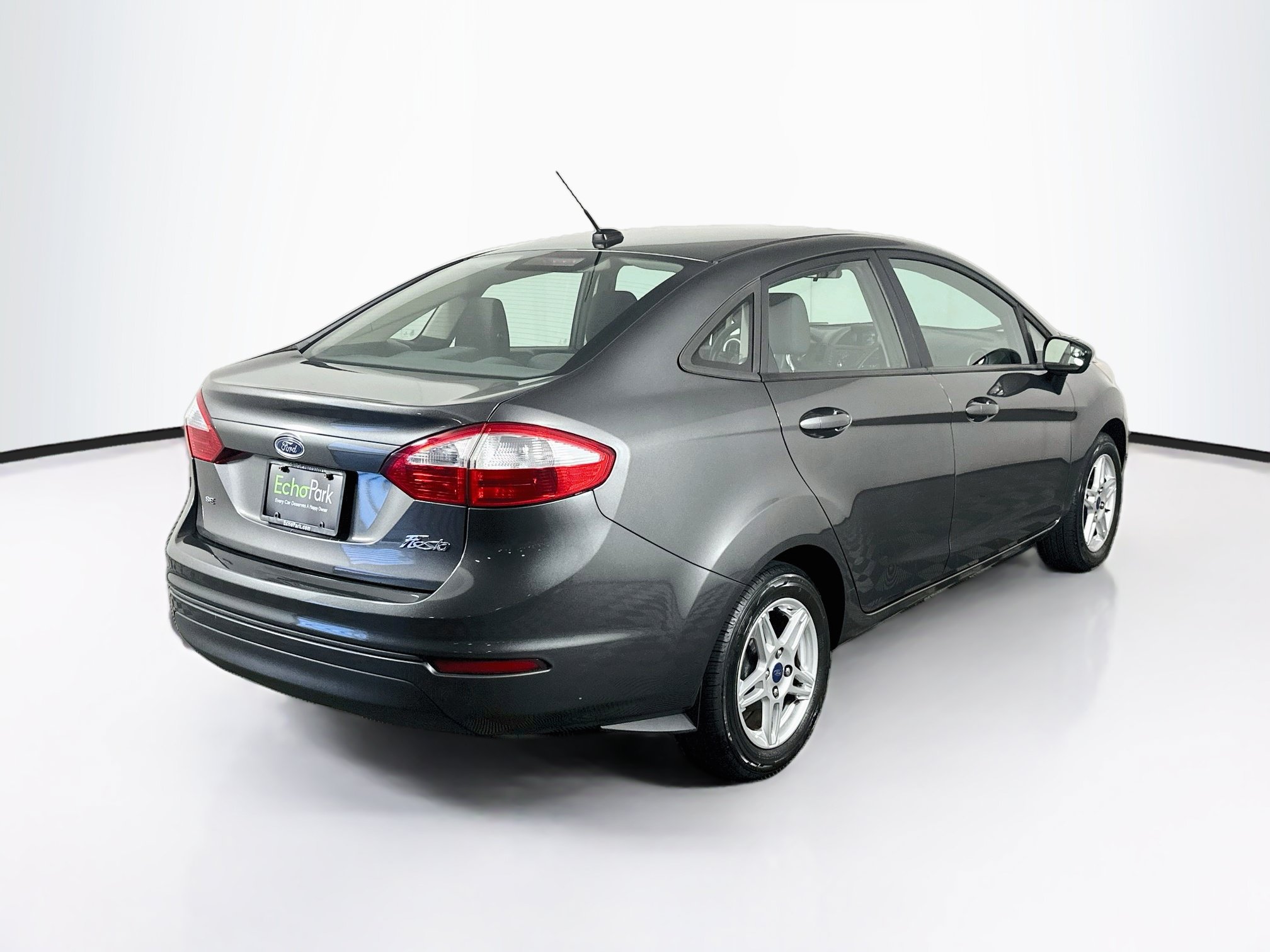 Used 2017 Ford Fiesta SE FWD image 9
