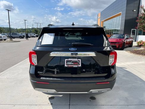 Used 2023 Ford Explorer XLT w/ Equipment Group 202A RWD image 20
