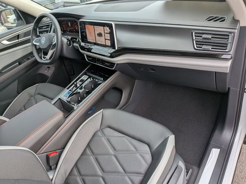 New 2026 Volkswagen Atlas Peak Edition AWD/4WD image 37
