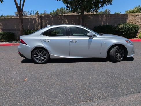 Used 2015 Lexus IS 350 w/ F-Sport Package RWD image 9