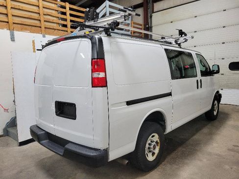 Used 2020 GMC Savana 3500 w/ Driver Convenience Package image 20