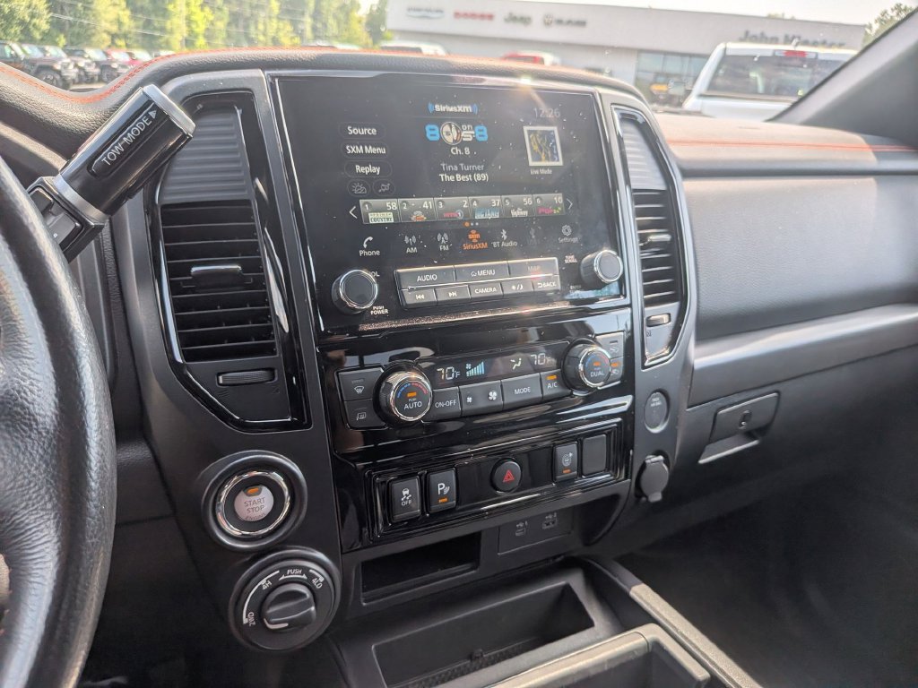 Used 2023 Nissan Titan PRO-4X AWD/4WD image 23