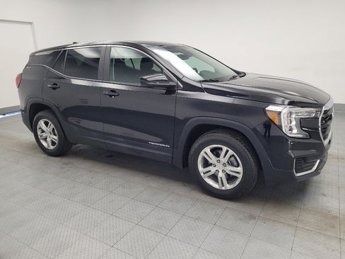 Used 2024 GMC Terrain SLE image 11