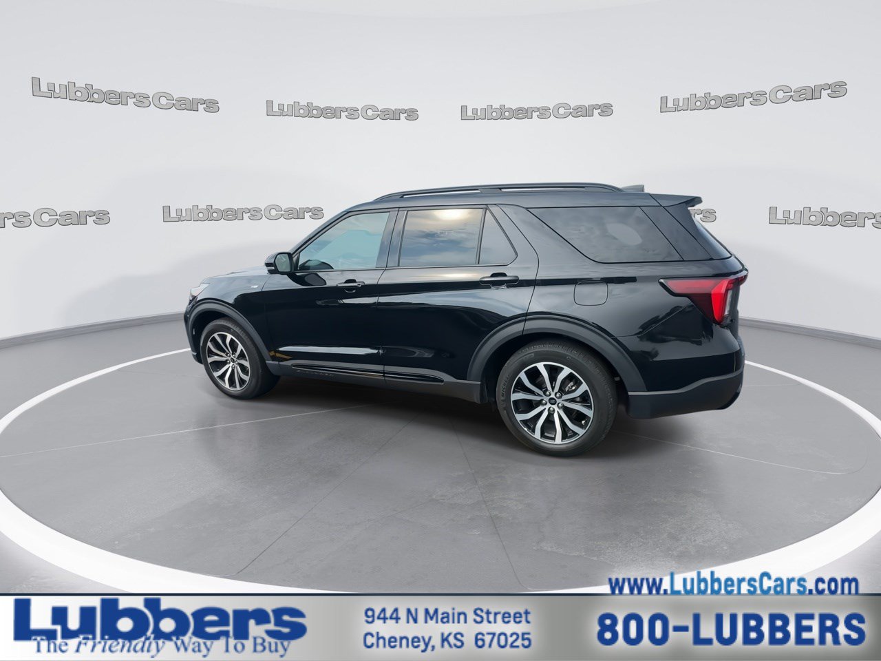 Used 2025 Ford Explorer ST-Line w/ Premium Package RWD image 6