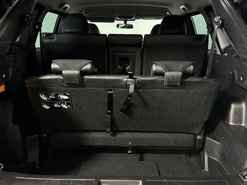 Used 2023 Mitsubishi Outlander SEL image 32