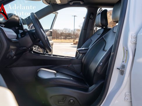 Used 2024 Jeep Compass Limited image 7