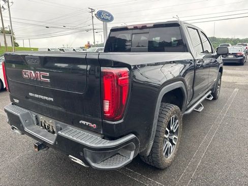 Used 2021 GMC Sierra 1500 AT4 w/ AT4 Premium Package AWD/4WD image 5