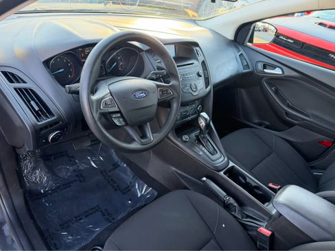 Used 2016 Ford Focus SE image 7