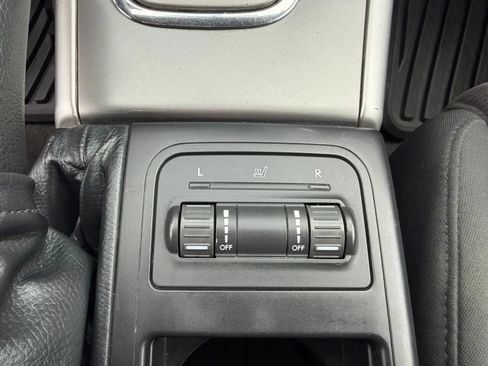 Used 2008 Subaru Outback 2.5i L.L. Bean AWD/4WD image 24