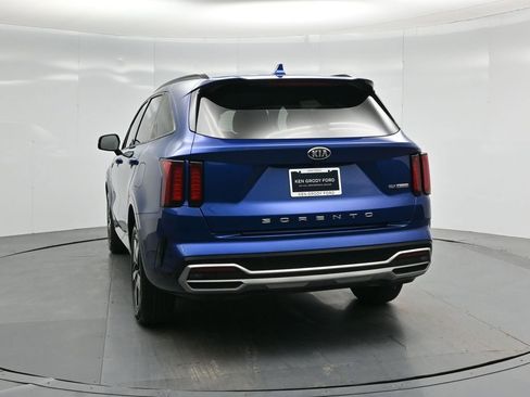 Used 2021 Kia Sorento EX image 31