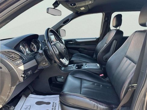 Used 2014 Dodge Grand Caravan R/T w/ Safety Sphere Group FWD image 10