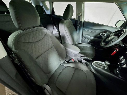 Used 2015 Kia Soul image 24
