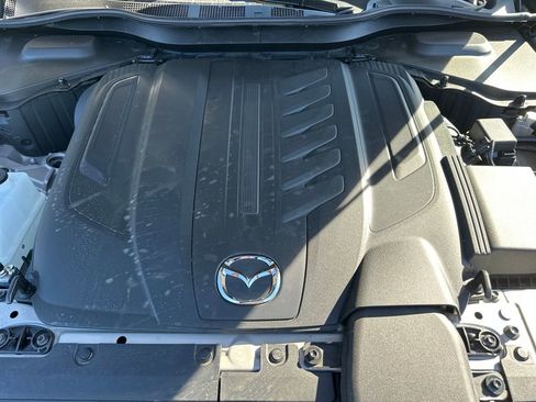 Used 2025 MAZDA CX-90 3.3 Turbo w/ Preferred Package image 16