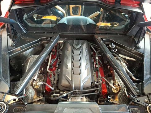 Used 2024 Chevrolet Corvette Stingray Premium Cpe w/ Z51 Performance Package image 27