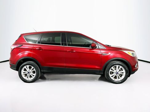 Used 2017 Ford Escape SE image 10