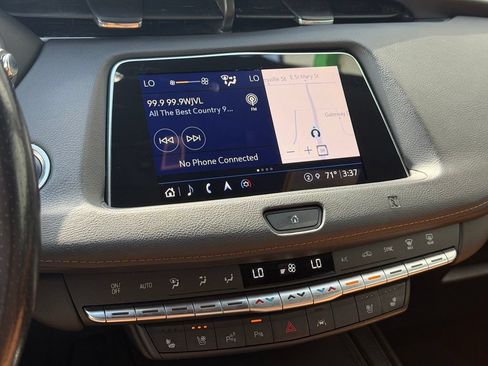 Used 2021 Cadillac XT4 Sport w/ Sun And Sound Package AWD/4WD image 13