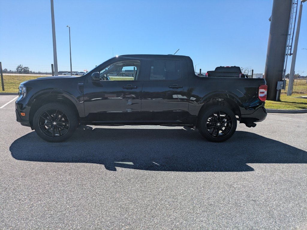 New 2026 Ford Maverick XLT w/ XLT Luxury Package FWD image 8