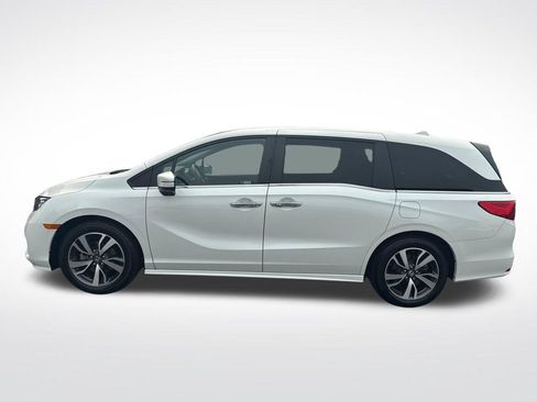 Used 2023 Honda Odyssey Touring image 2