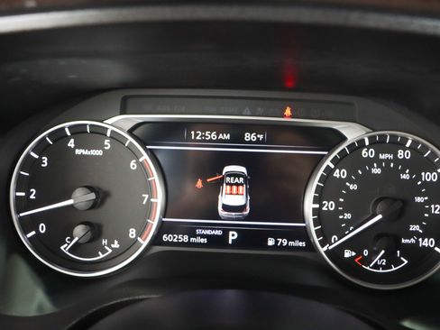Used 2023 Nissan Rogue SV FWD image 15