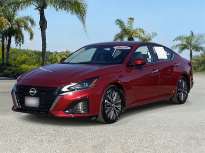 Certified 2025 Nissan Altima 2.5 SV w/ SV Premium Package