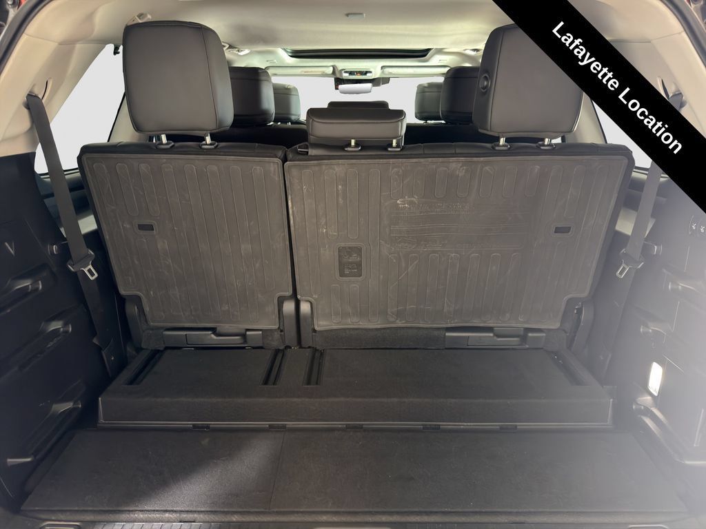 Used 2023 Toyota Sequoia Limited w/ TRD Off-Road Package AWD/4WD image 18