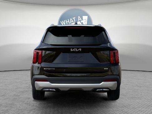 New 2026 Kia Sorento S AWD/4WD image 13
