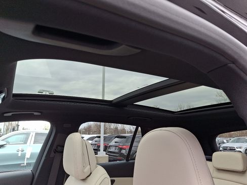 New 2026 Mercedes-Benz GLC 300 4MATIC image 13