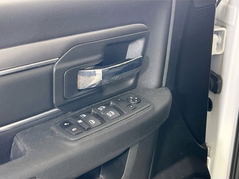 Used 2022 RAM 1500 Classic Warlock w/ Electronics Group AWD/4WD image 17