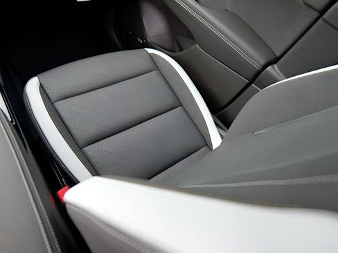 New 2026 Buick Envision Sport Touring image 27